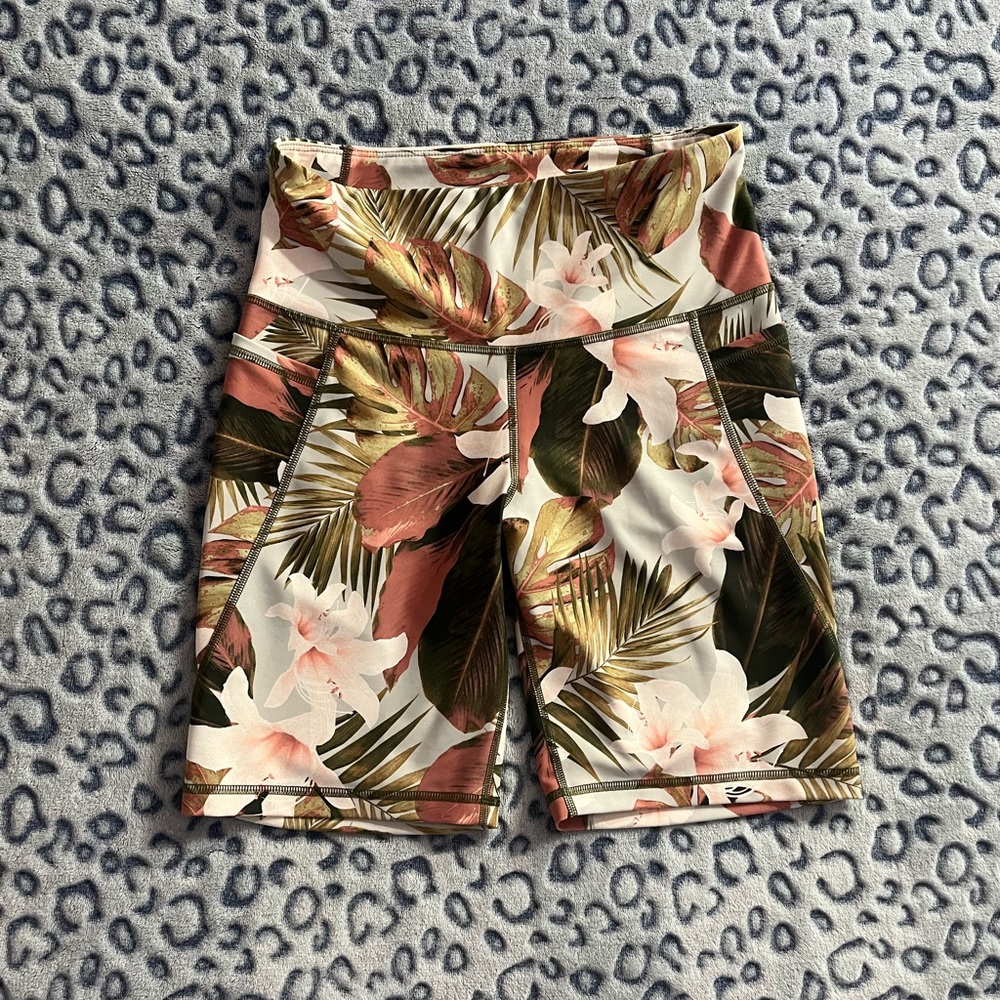 Old Navy "Floral Bermuda" High Rise power-soft Biker shorts